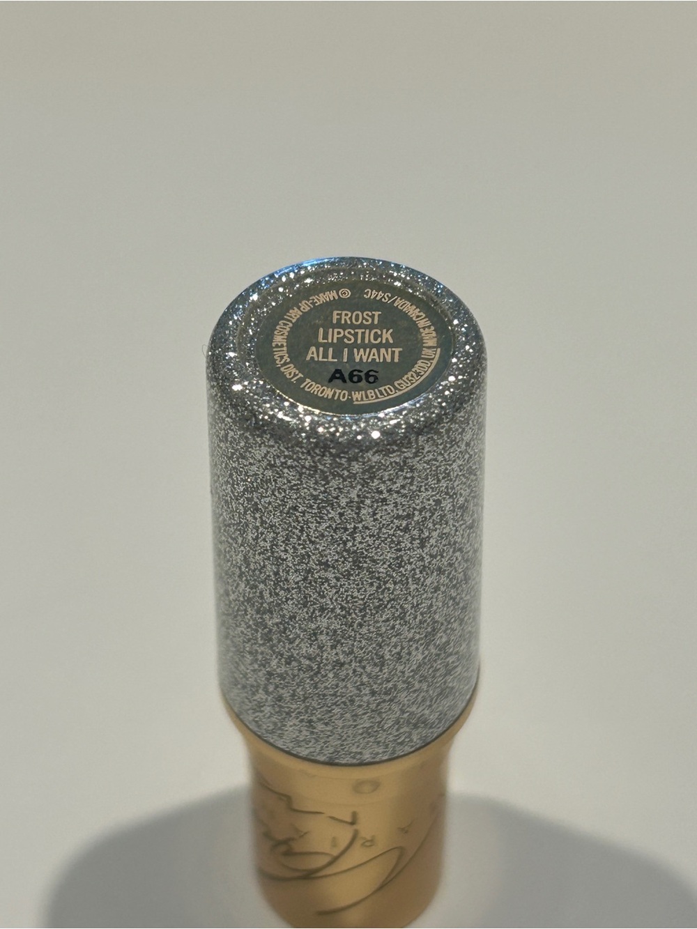 MAC Limited Edition Lipstick Rare Discontinued Shade All I Want - Picture 5 of 5